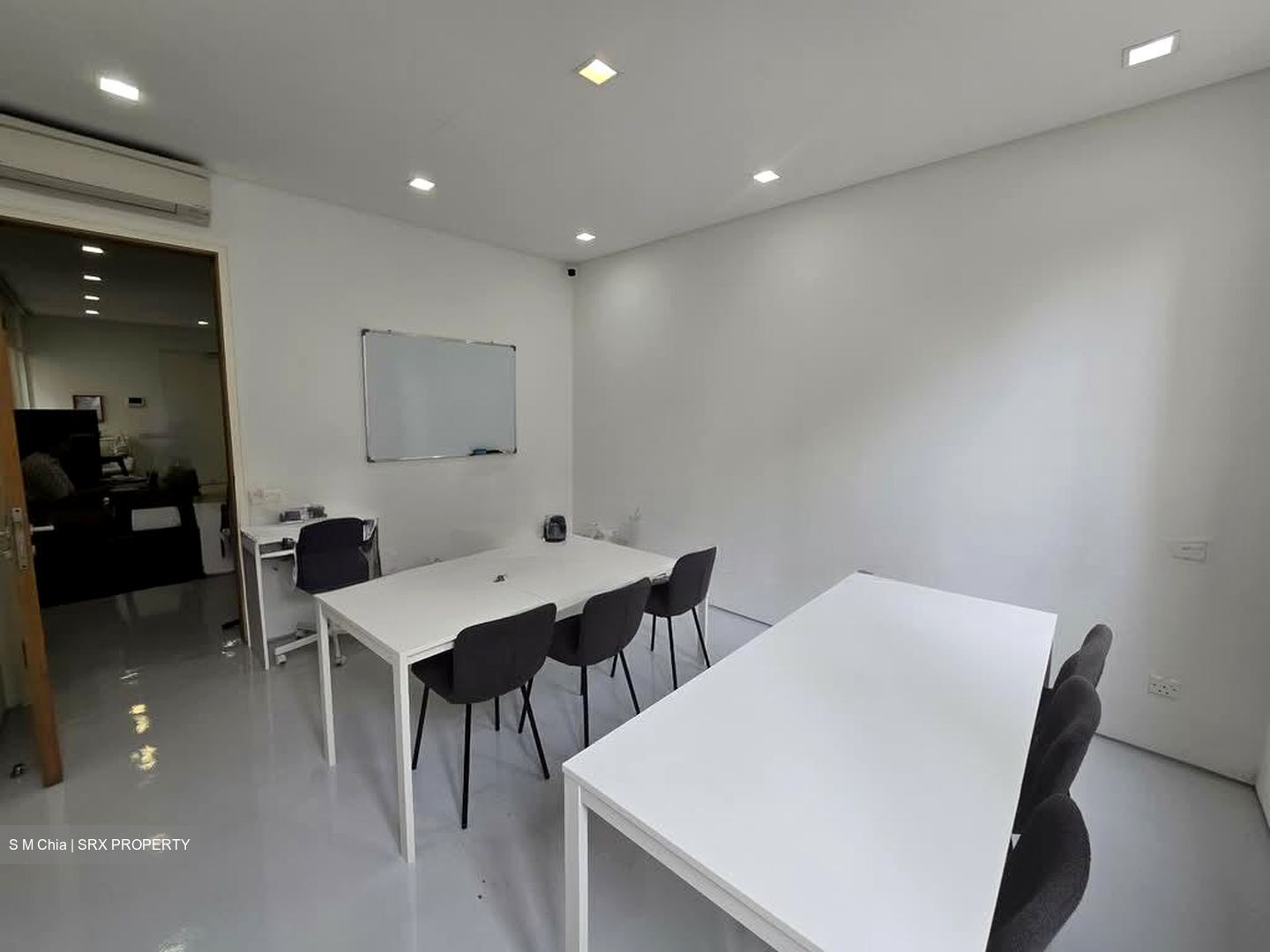 Mohamed Sultan Road (D9), Office #544513931